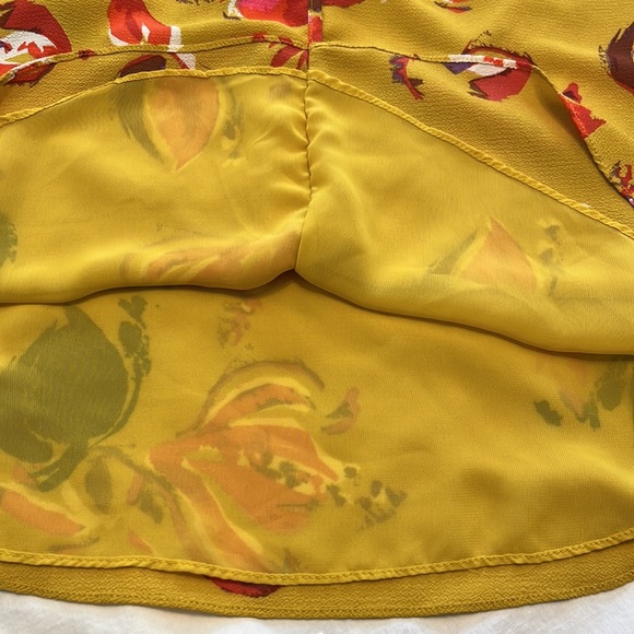 C & S FLORAL PRINT GOLD SHORT SLEEVELESS DRESS WITH POCKETS-SMALL-FREE SHIPPING - Picture 5 of 6